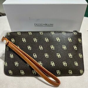 Dooney & Bourke Gretta Brown Tmoro wristlet with Leather Strap